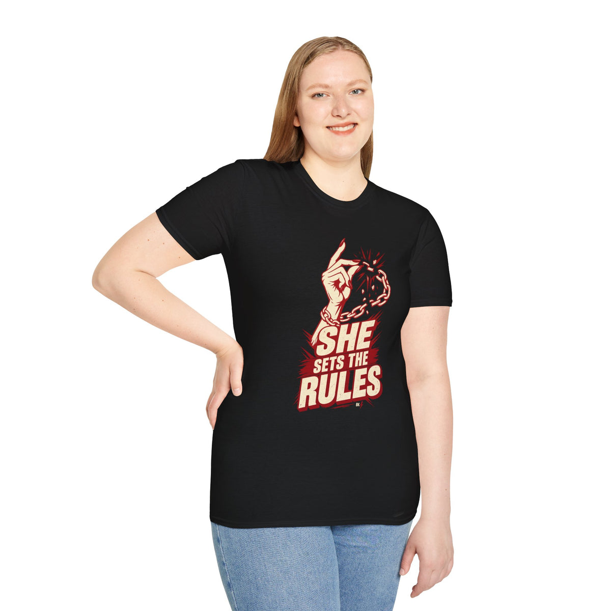 She Sets the Rules – T-Shirt