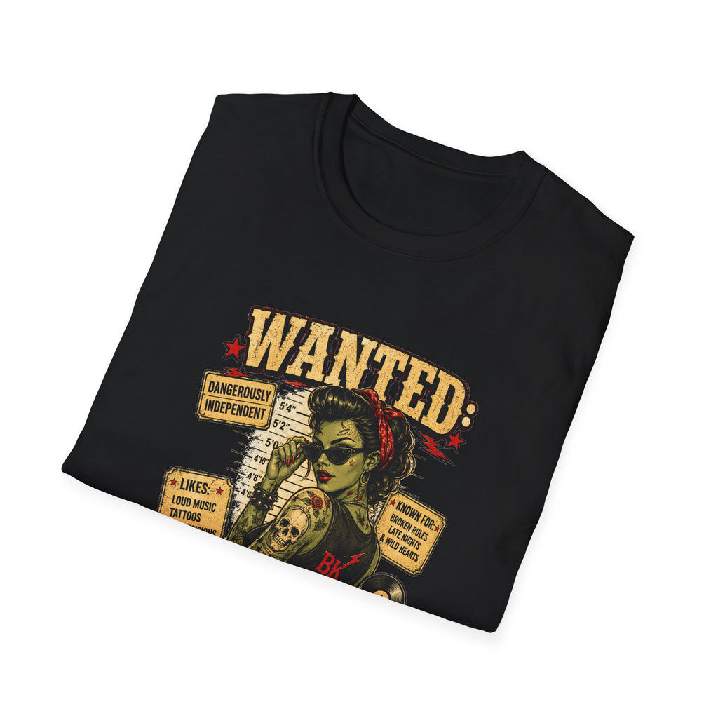 Wanted Girl With Bad Habits – T-Shirt
