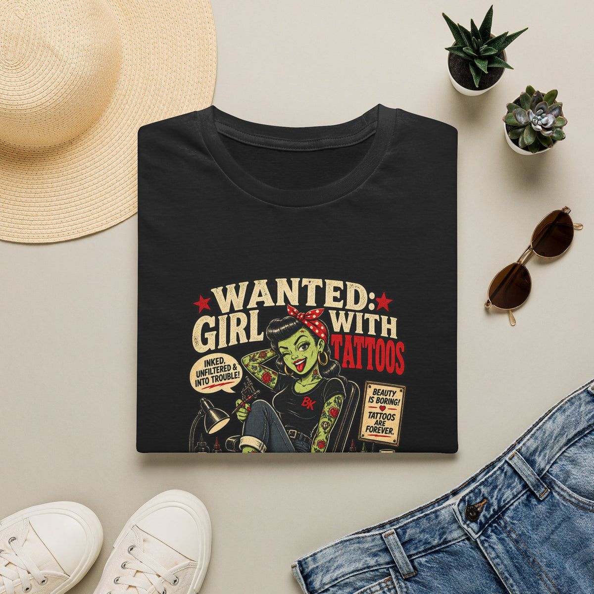 Wanted Girl With Tattoos – T-Shirt