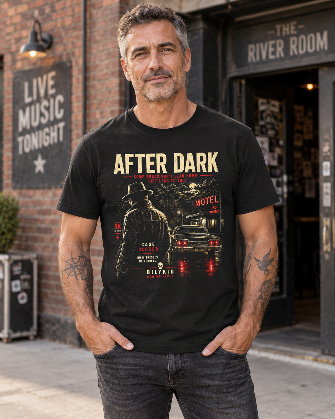 Modelo masculino con camiseta negra After Dark de BILYKID. Simulación visual generada con IA; ajuste orientativo.